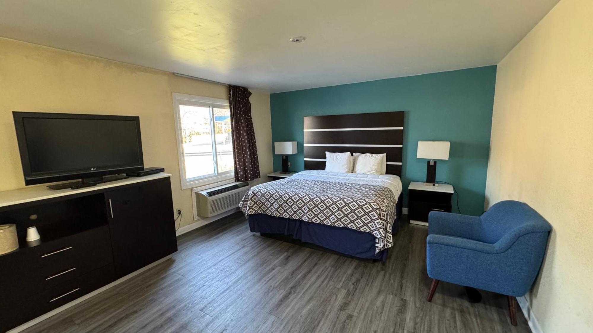 Americas Best Value Inn New London Mystic Extérieur photo