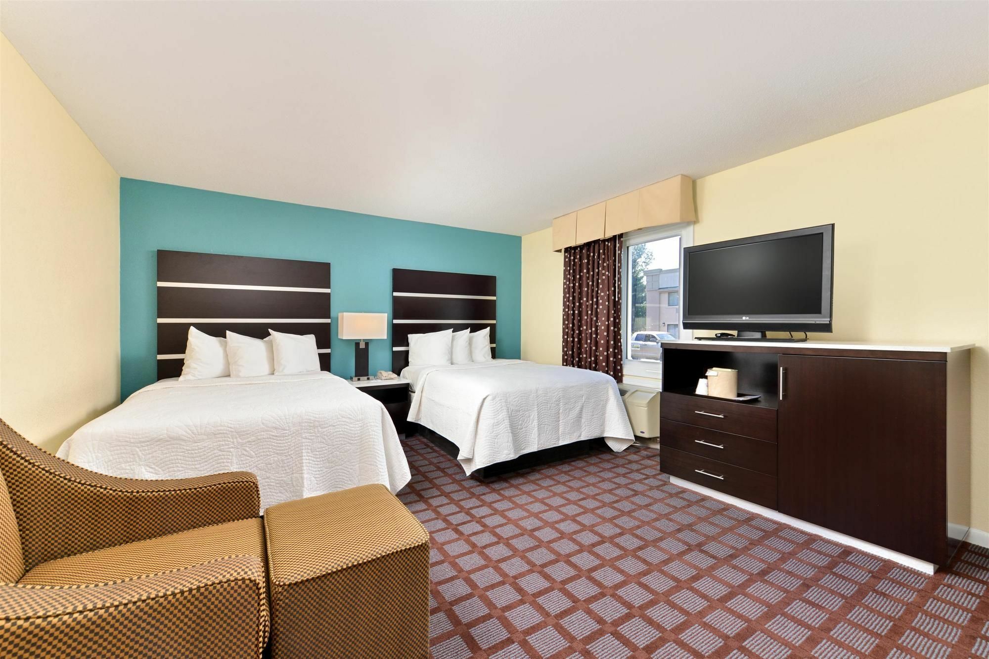 Americas Best Value Inn New London Mystic Extérieur photo